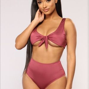 Fashion Nova Swimsuit (brand new)